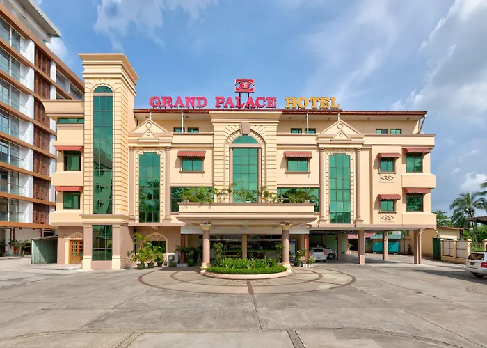 Grand Palace Hotel